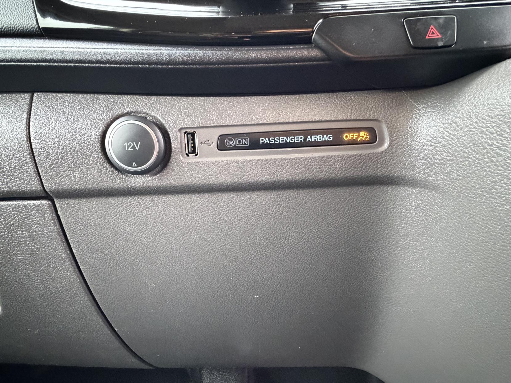 Ford Transit Custom 2.0 280 EcoBlue Limited Panel Van 5dr Diesel Auto L1 H1 Euro 6 (s/s) (130 ps)