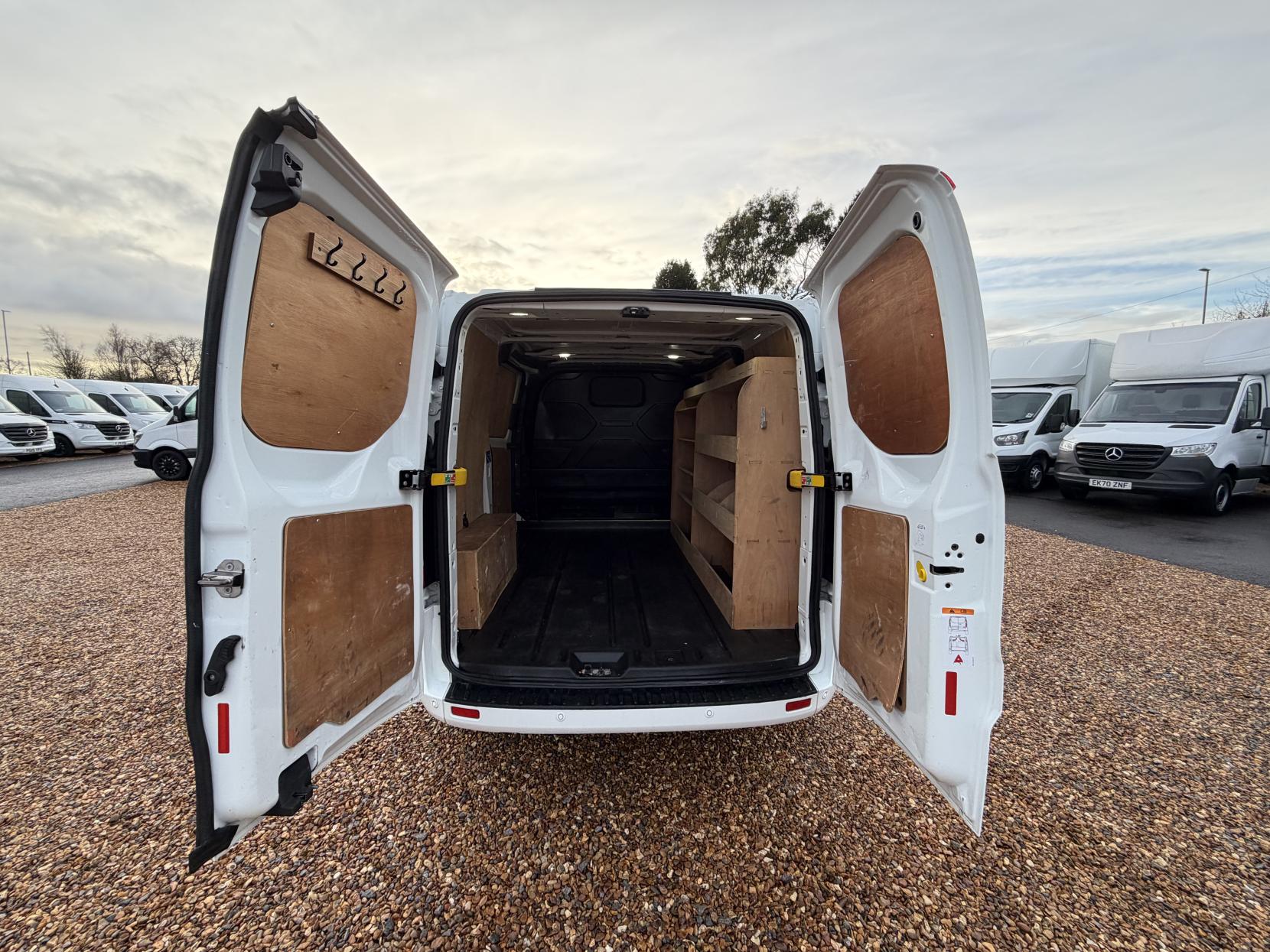 Ford Transit Custom 2.0 280 EcoBlue Limited Panel Van 5dr Diesel Auto L1 H1 Euro 6 (s/s) (130 ps)